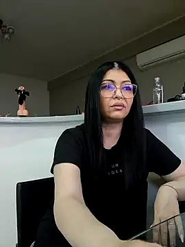 Milf Abigail online show from 02.10.25