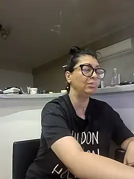 Milf Abigail online show from 09.20.25