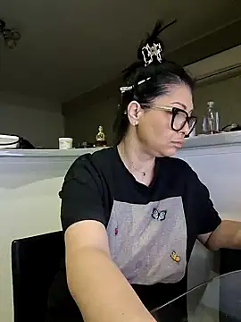 Milf Abigail online show from 09.25.25