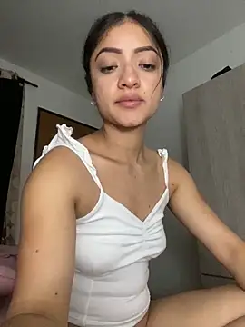 Alicia ALICIA online show from 12.15.24