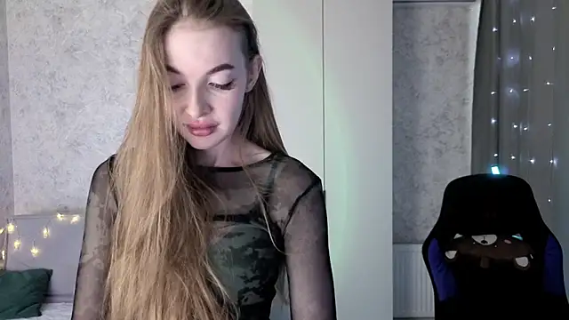 LissaCain online show from 04.19.26