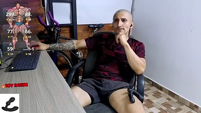 Marck Muscle online show from 11.17.25