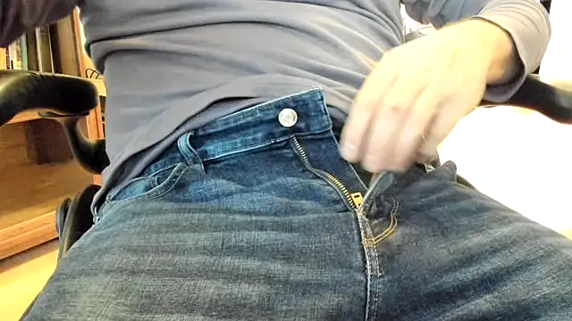 massive cum online show from 12.19.24