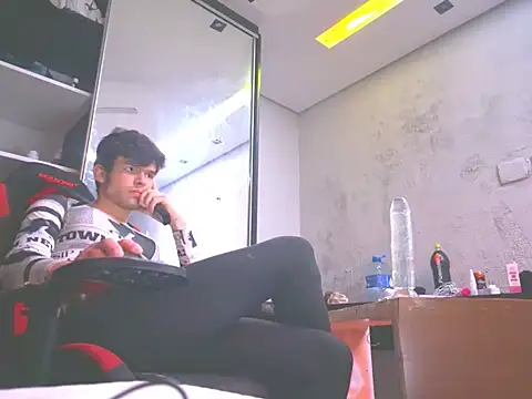 BodyandlegginLover online show from 09.15.25