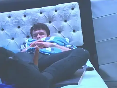 BodyandlegginLover online show from 10.15.25