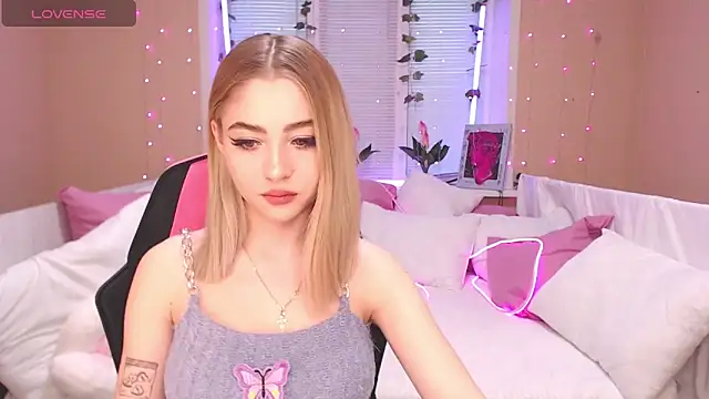 Snapshot of Tessa_Walker chatting on 01.26.25 Tessa Walker online show from 01.26.25