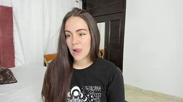 Snapshot of AURORA_FRANKLIN chatting on 02.22.25 AURORA FRANKLIN online show from 02.22.25