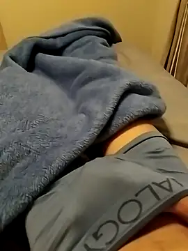 Snapshot of dotadosp90 chatting on 11.17.25 dotadosp90 online show from 11.17.25