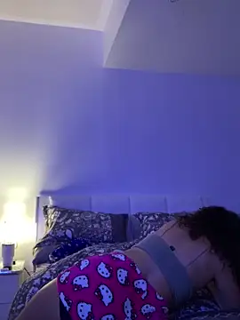 MelSaunders online show from 12.21.25