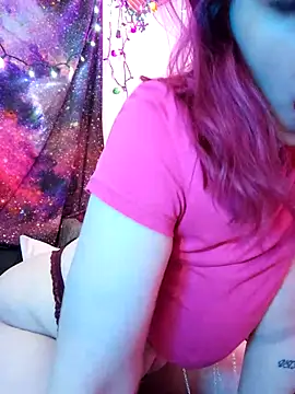 EverlyEster online show from 12.08.24