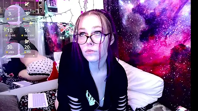 EverlyEster online show from 02.22.25