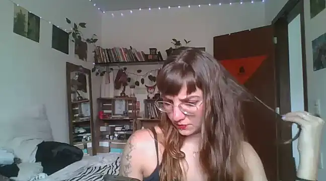 SweetyBabyDemon online show from 12.11.24