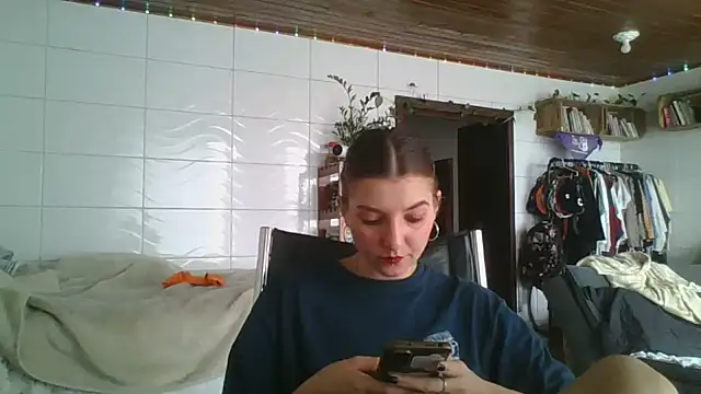 SweetyBabyDemon online show from 09.16.25