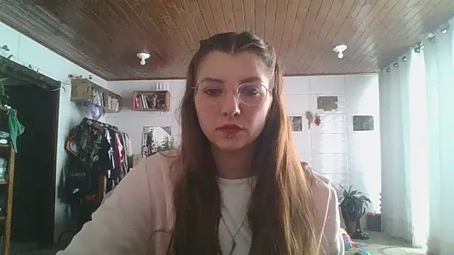 SweetyBabyDemon online show from 10.20.25