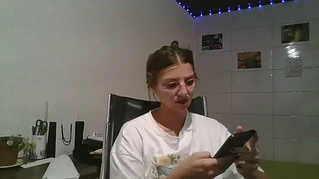 SweetyBabyDemon online show from 04.01.26