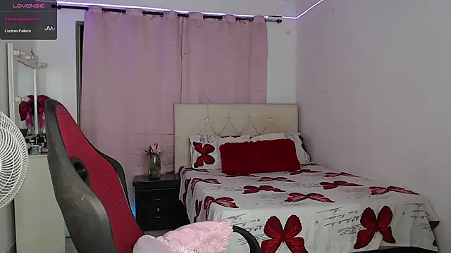 samantha-rose2 online show from 02.13.25