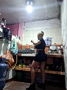 gatadeojosclaros online show from 04.25.26