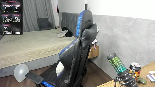 MCfly 11 online show from 02.25.26