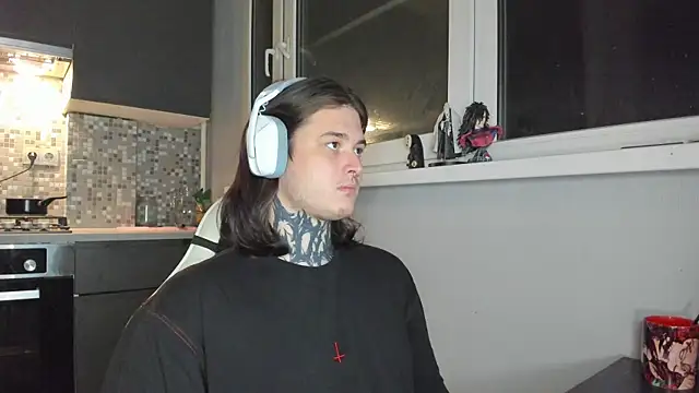  torfin  online show from 03.04.25