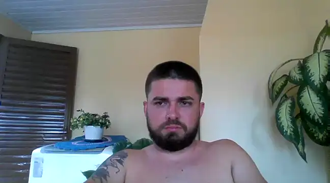 Snapshot of Dat1994 chatting on 12.16.24 Dat1994 online show from 12.16.24