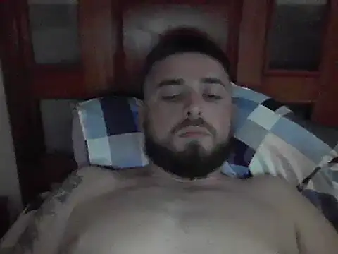 Snapshot of Dat1994 chatting on 12.29.24 Dat1994 online show from 12.29.24