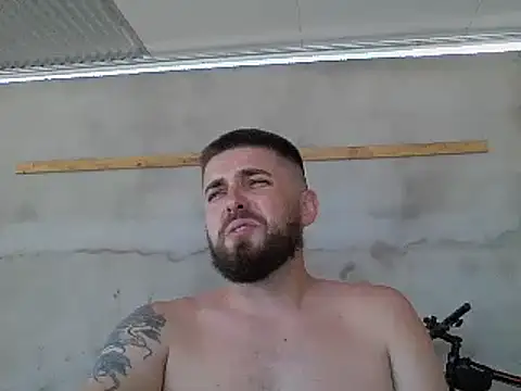 Snapshot of Dat1994 chatting on 12.30.24 Dat1994 online show from 12.30.24