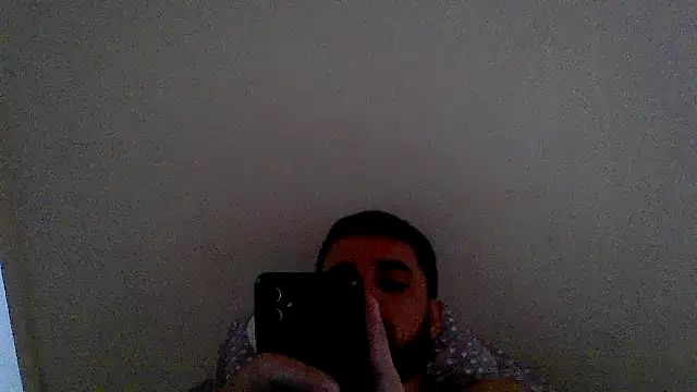 Snapshot of Dat1994 chatting on 10.30.25 Dat1994 online show from 10.30.25