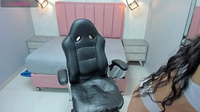 chelsyquinn online show from 02.16.26