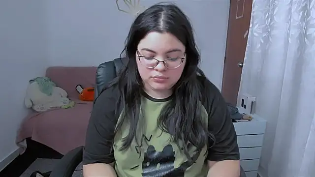 Aria Fullbuster online show from 11.28.25