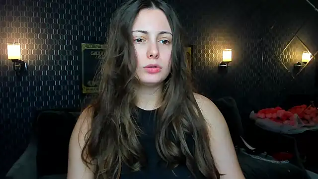 Snapshot of _extraterrestrial_ chatting on 10.06.25 extraterrestrial online show from 10.06.25