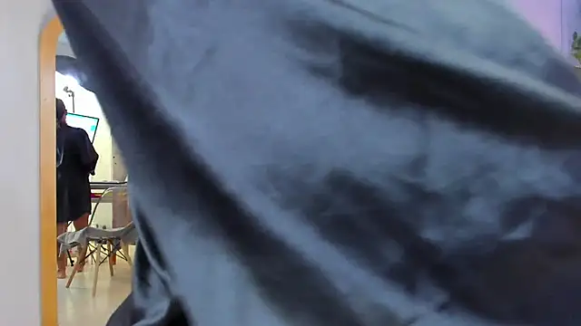 Snapshot of Georgina-coule chatting on 02.27.25 Georgina-coule online show from 02.27.25