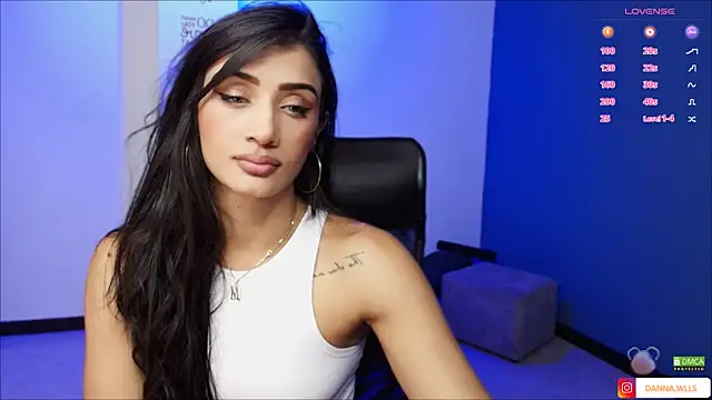 Dannawells online show from 12.06.24