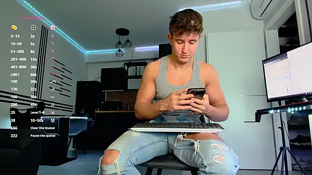 ChristianLevine  online show from 03.21.25