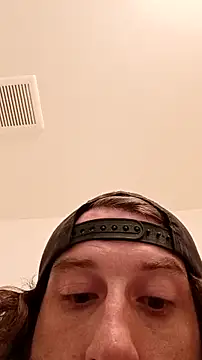 Snapshot of sirchubster chatting on 10.04.25 sirchubster online show from 10.04.25