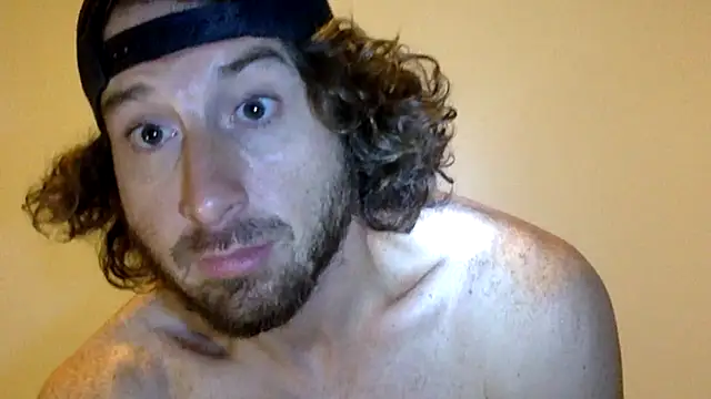 Snapshot of sirchubster chatting on 10.05.25 sirchubster online show from 10.05.25