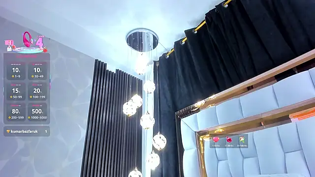 Snapshot of SarayRoyse chatting on 11.27.25 SarayRoyse online show from 11.27.25