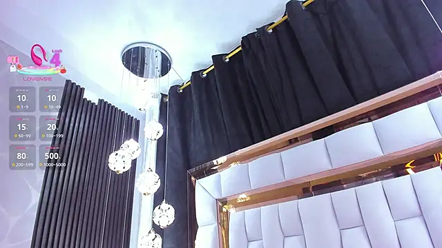SarayRoyse online show from 05.07.26
