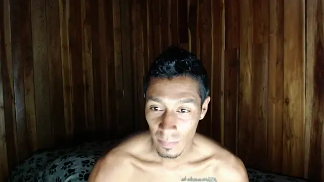 Snapshot of DEMARCOUS_NM chatting on 04.22.26 DEMARCOUS NM online show from 04.22.26