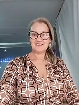 irinamaux online show from 11.22.25