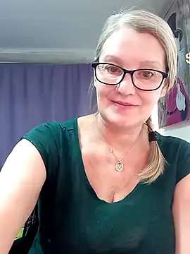 irinamaux online show from 03.04.26