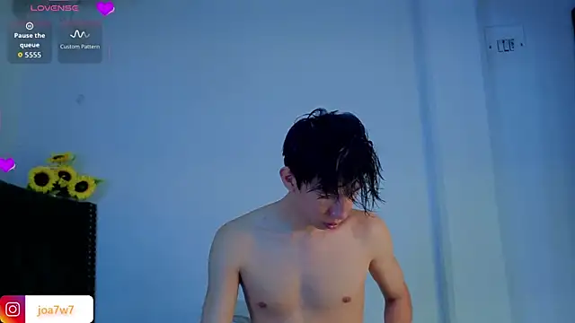 Levii Ackermann online show from 04.09.26