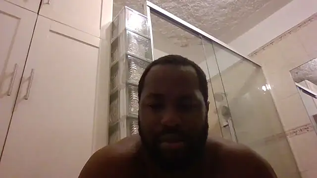 Snapshot of Bighood_T chatting on 05.30.26 Bighood T online show from 05.30.26