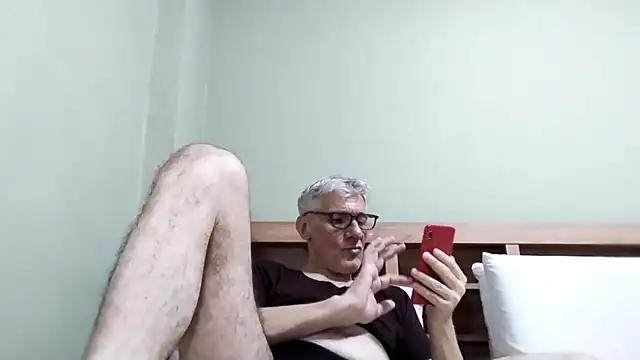 BIGUNCUTHARDCOCK online show from 12.18.25