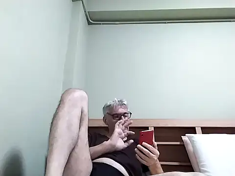 BIGUNCUTHARDCOCK online show from 01.11.26