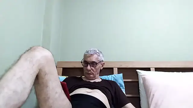 BIGUNCUTHARDCOCK online show from 01.17.26