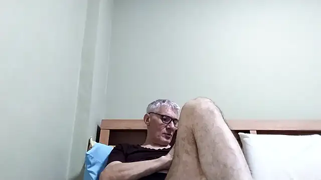 BIGUNCUTHARDCOCK online show from 01.17.26