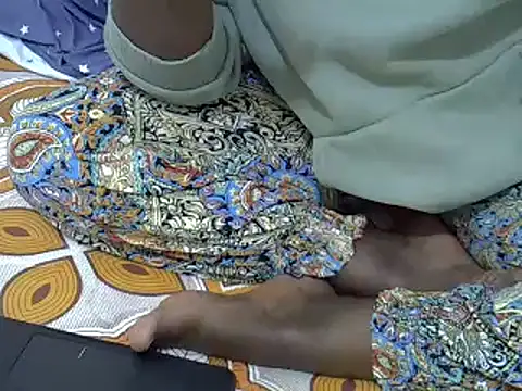 Giannah01 online show from 03.11.25