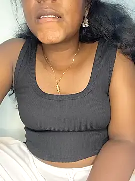 Snapshot of tamilachi4u chatting on 02.17.25 tamilachi4u online show from 02.17.25