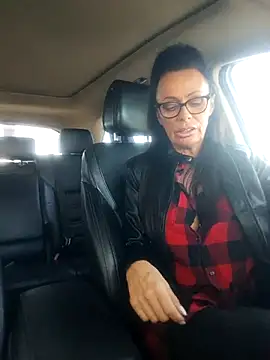 Misses-Cougar online show from 03.19.25