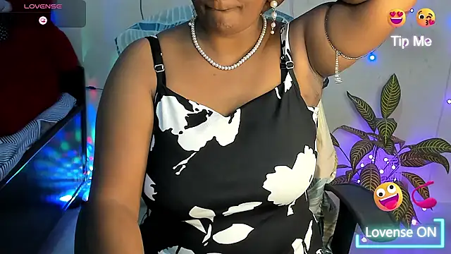 Love Winss online show from 09.13.25